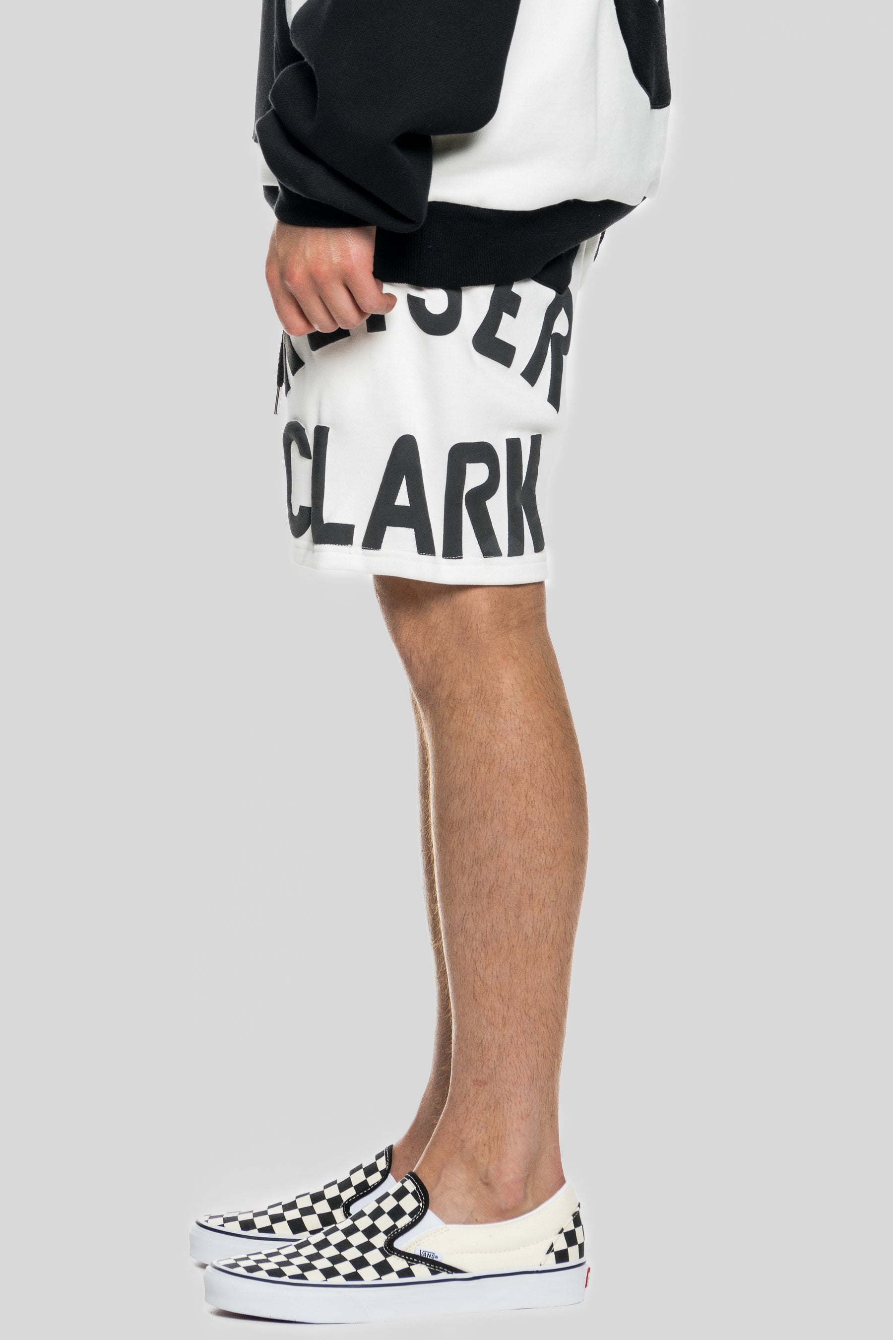 8 BALL SWEATSHORT