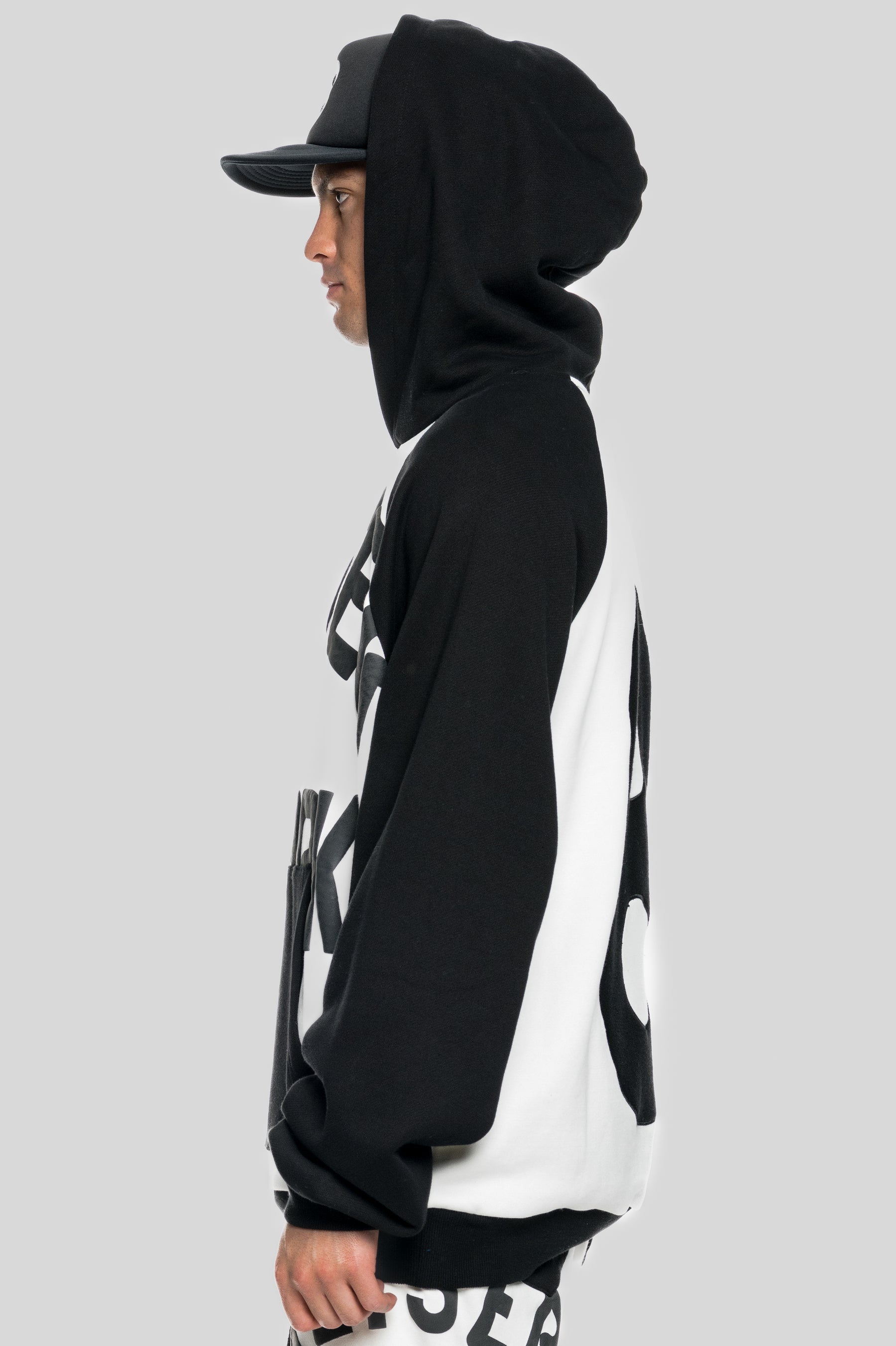 8 BALL SWEATSHIRT