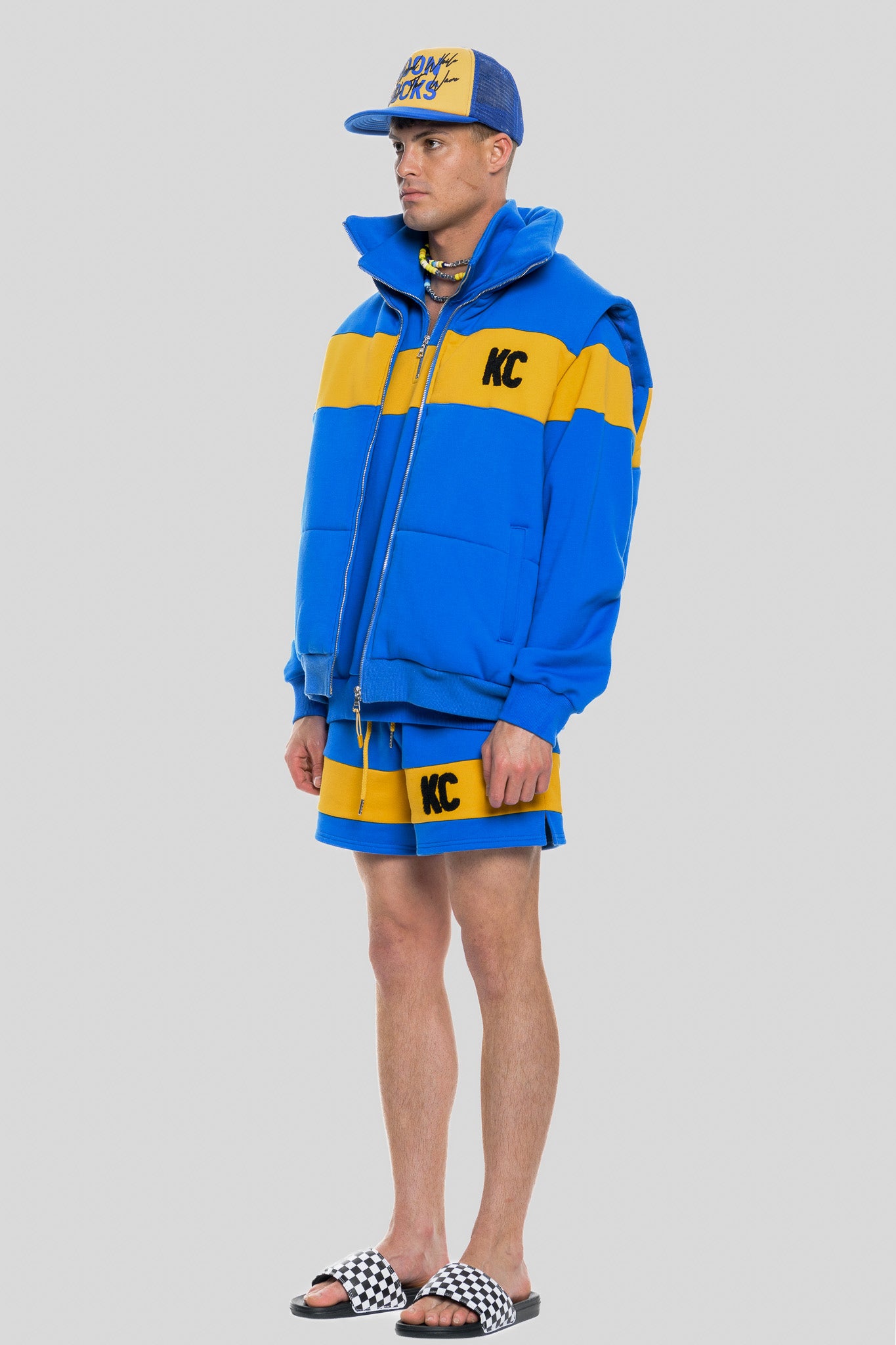 MOON ROCKS SWEATSHORT