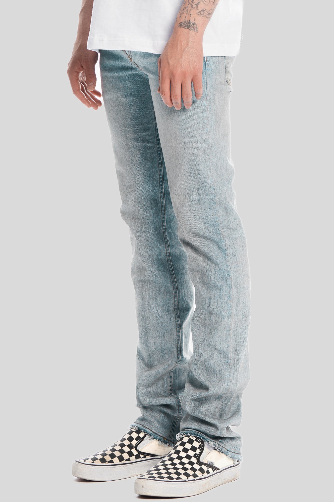 RAW EDGE WASHED BLUE DENIM JEAN
