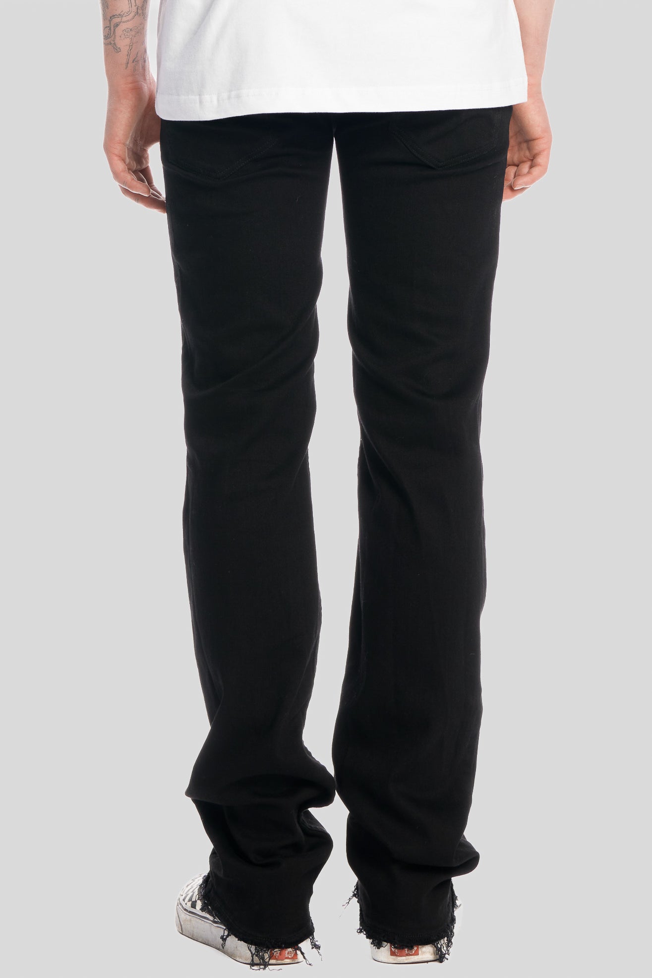 RAW EDGE JET BLACK DENIM JEAN